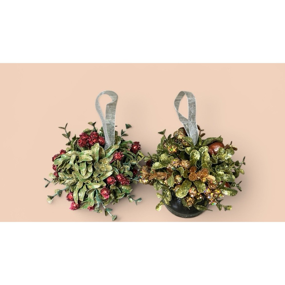 Ganz Kissing Krystals Balls Glittered Mistletoe Orb Diamond Shape Vintage Acorns